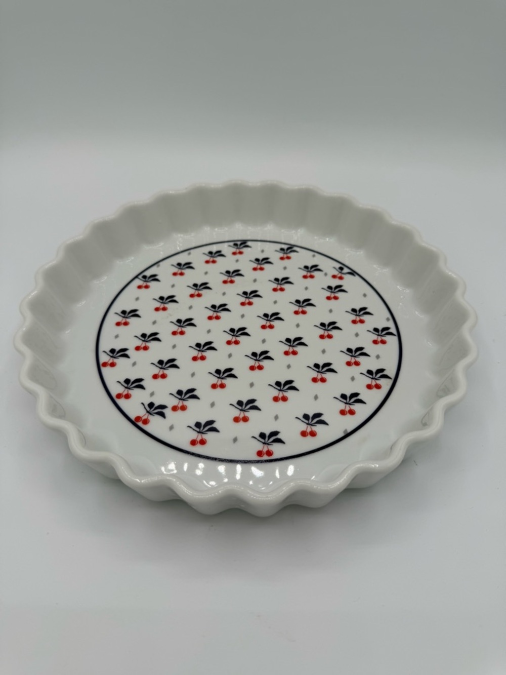 Coco Country White Ceramic Cherry Pattern Tart Dish